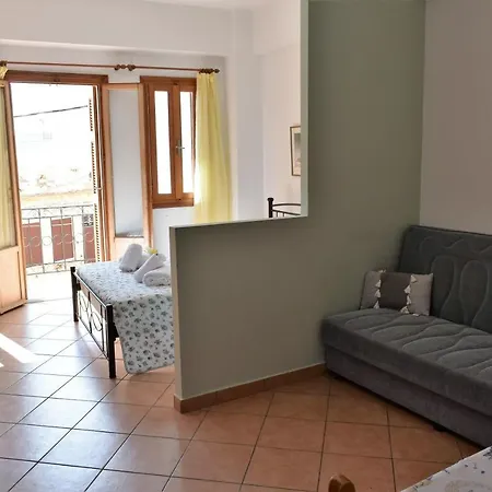 Siel Oneiro House דירה