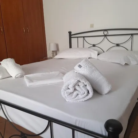 Siel Oneiro House Apartment